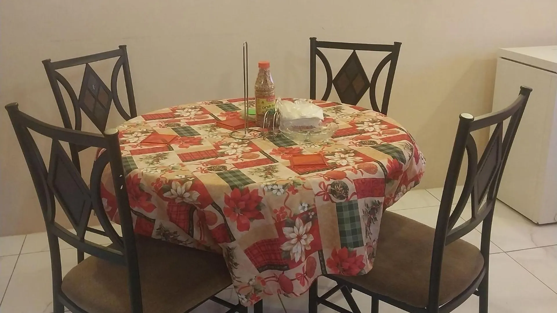 Charming Piarco Home With Garden View 特立尼达和多巴哥